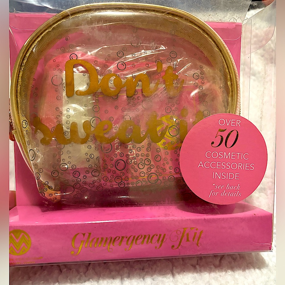 NWT Macbeth Collection by Margaret Josephs Glamergency Kit - Pink and Gold